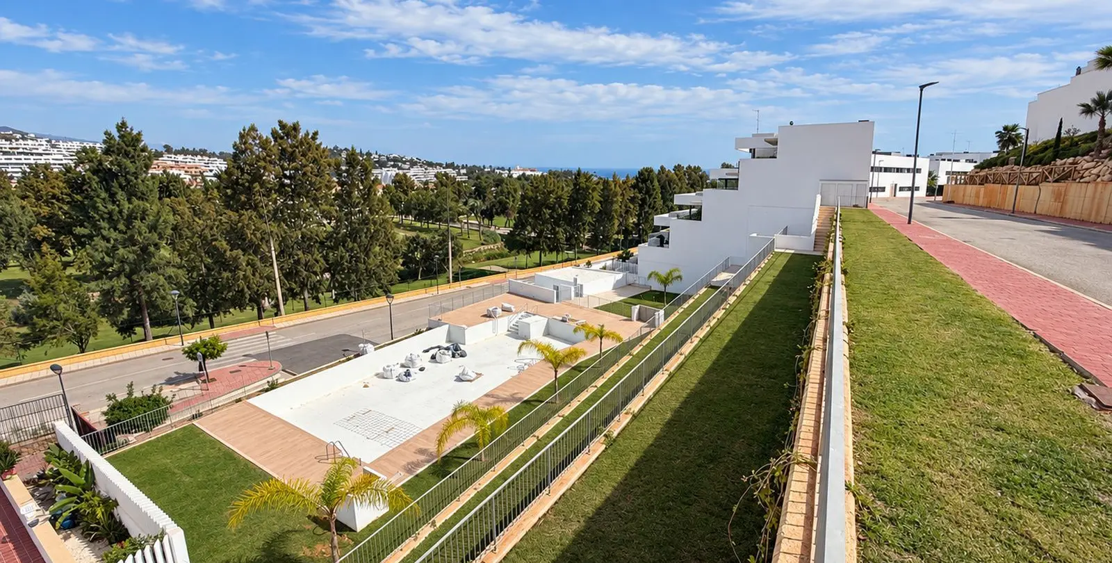 Sale of ground floor apartment in La Cala de Mijas 18