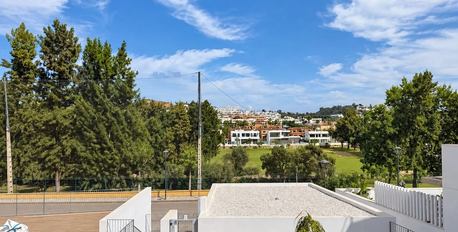 Sale of ground floor apartment in La Cala de Mijas 19