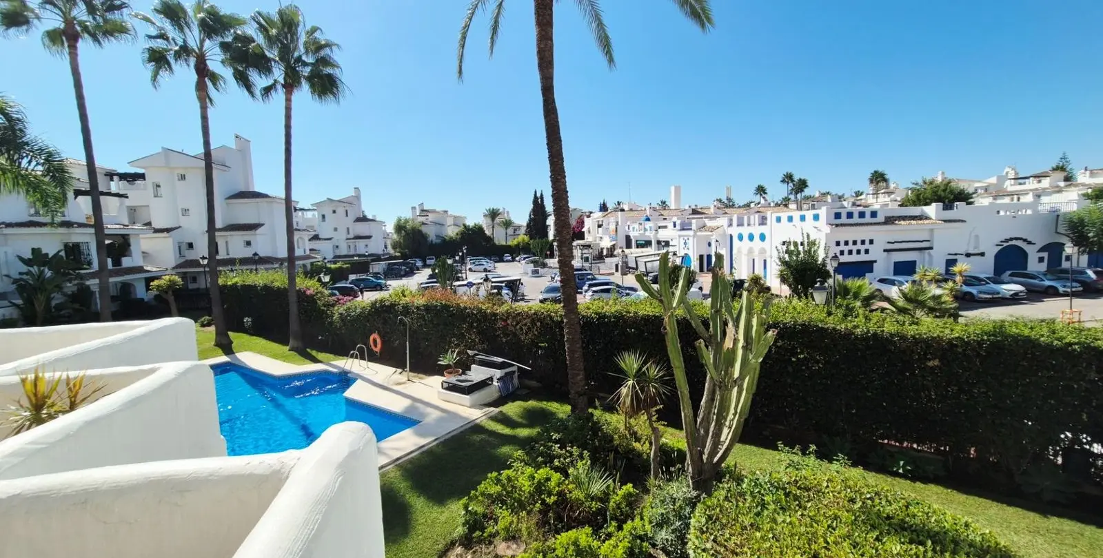 Продажа апартаментов на среднем этаже в Marbella 17