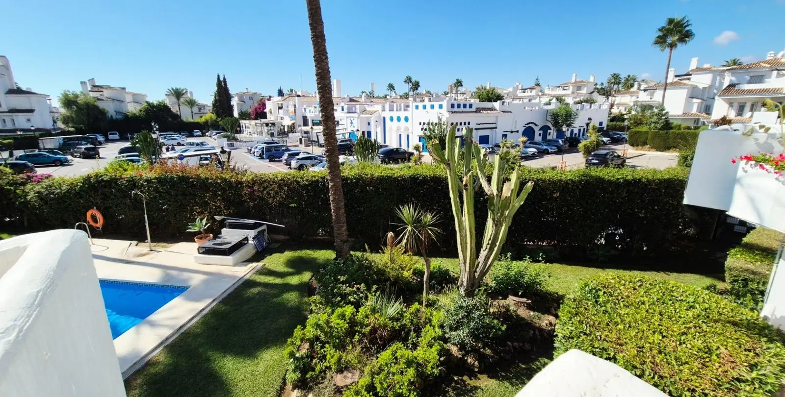 Продажа апартаментов на среднем этаже в Marbella 18
