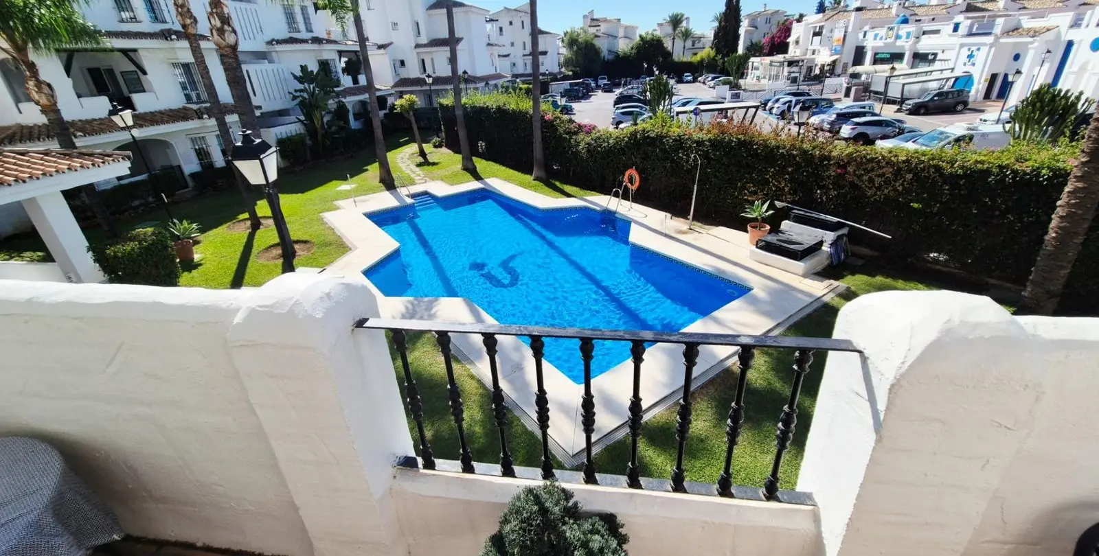 Продажа апартаментов на среднем этаже в Marbella 22