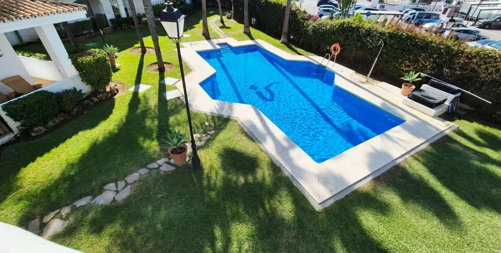 Продажа апартаментов на среднем этаже в Marbella 25