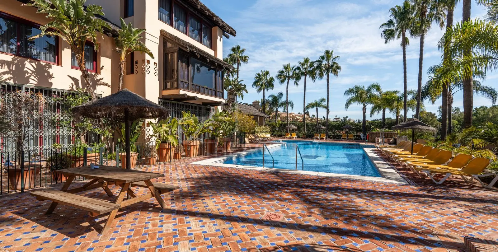 Sale of townhouse in Nueva Andalucía 7