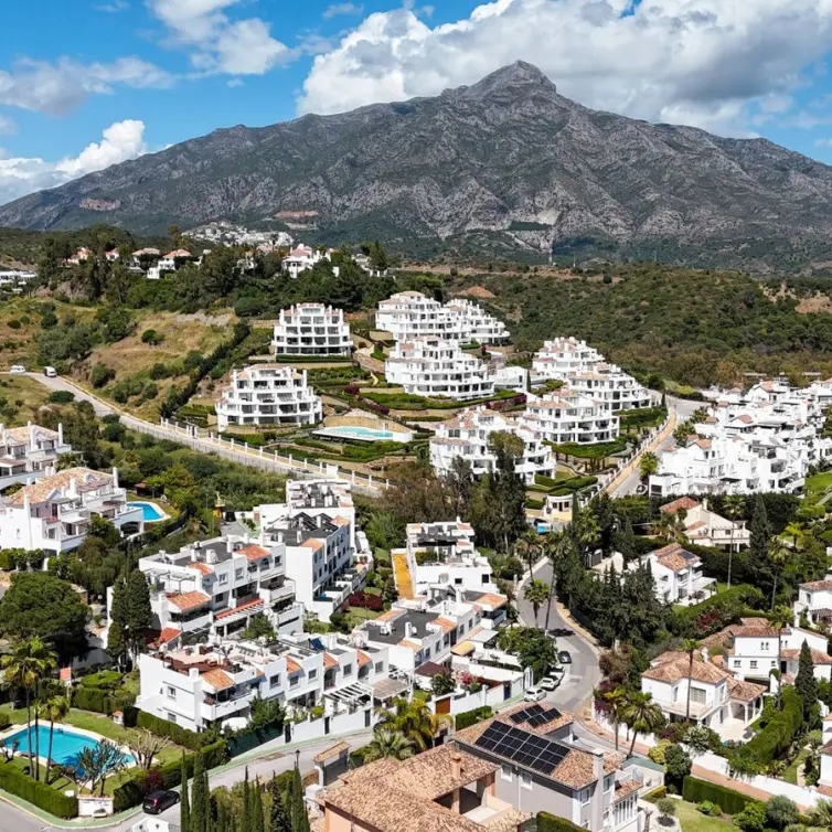 Venta de adosado en Nueva Andalucía