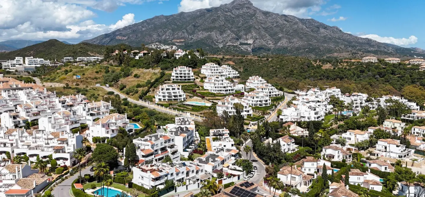 Venta de adosado en Nueva Andalucía 0