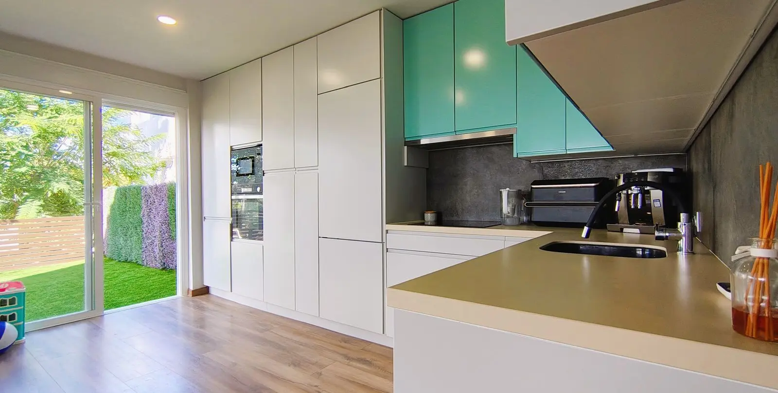 Venta de casa pareada en El Padron 11