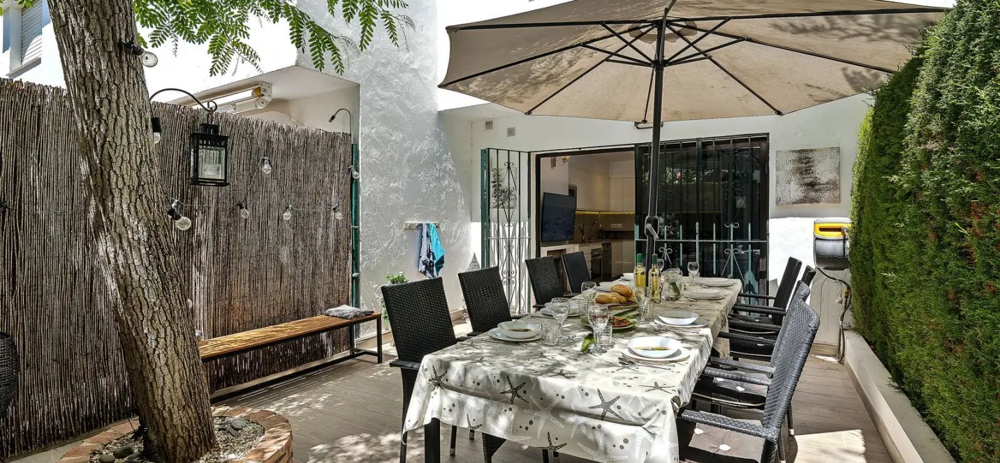 Sale of townhouse in San Pedro de Alcántara 1