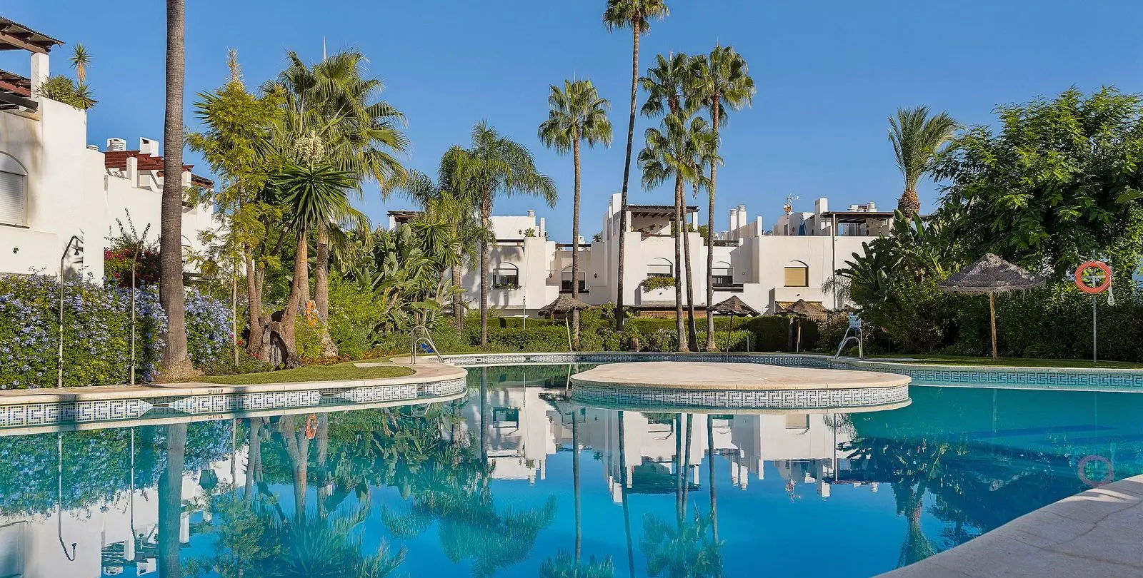 Sale of townhouse in San Pedro de Alcántara 38