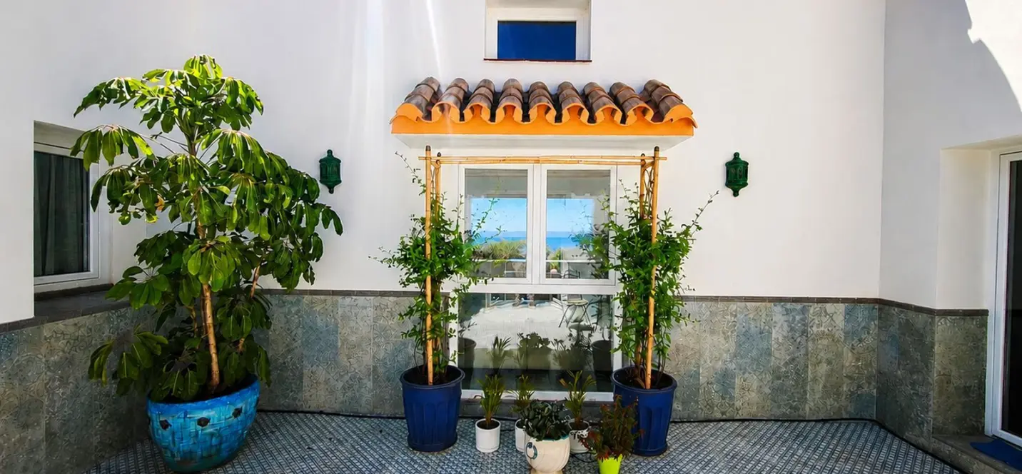Sale of detached villa in Manilva 3