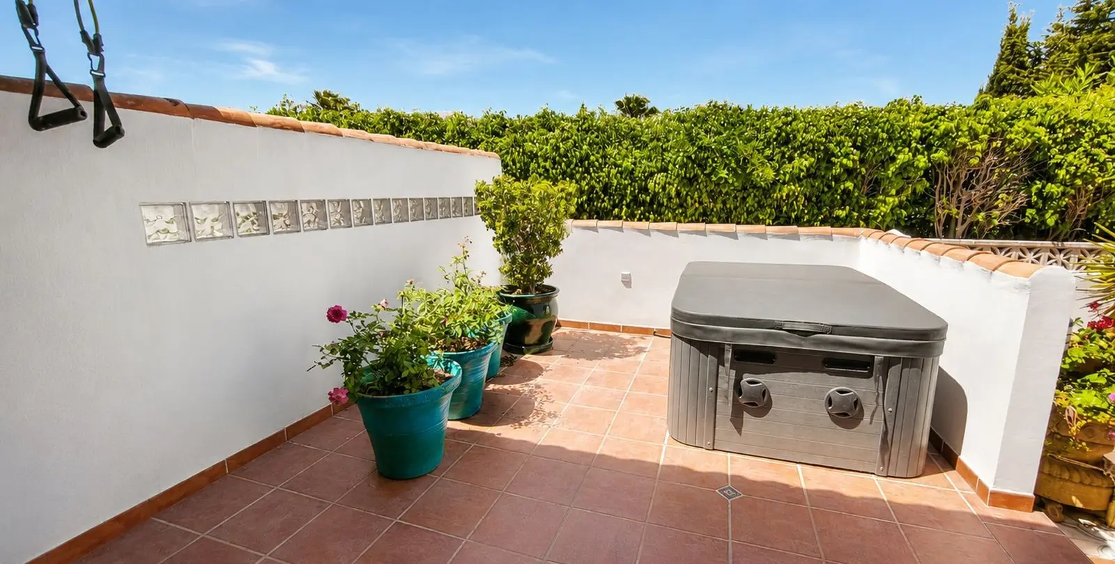 Sale of detached villa in Manilva 9