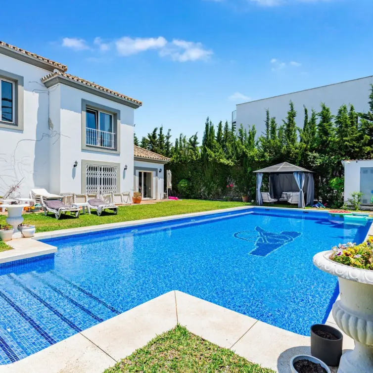 Sale of detached villa in Costalita