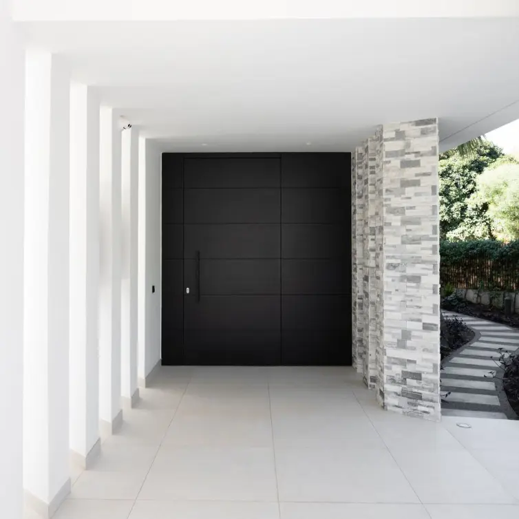 Sale of detached villa in Marbella