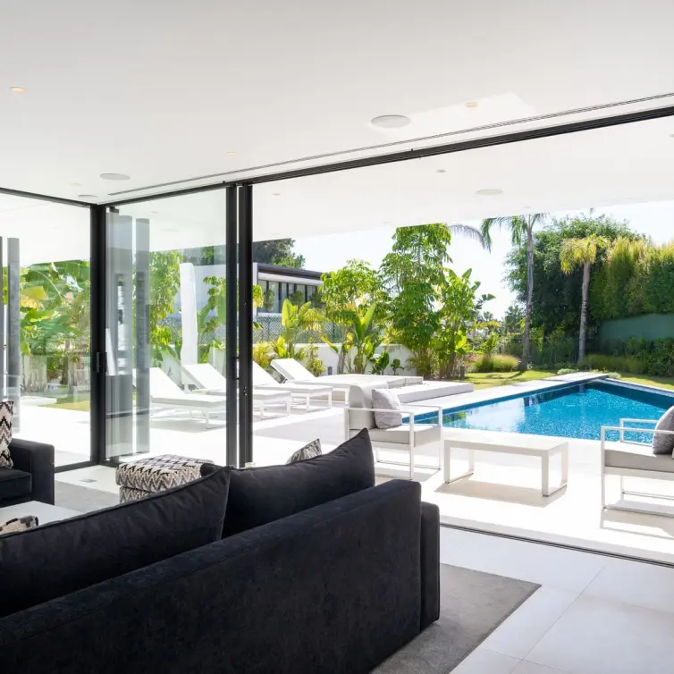 Sale of detached villa in Marbella