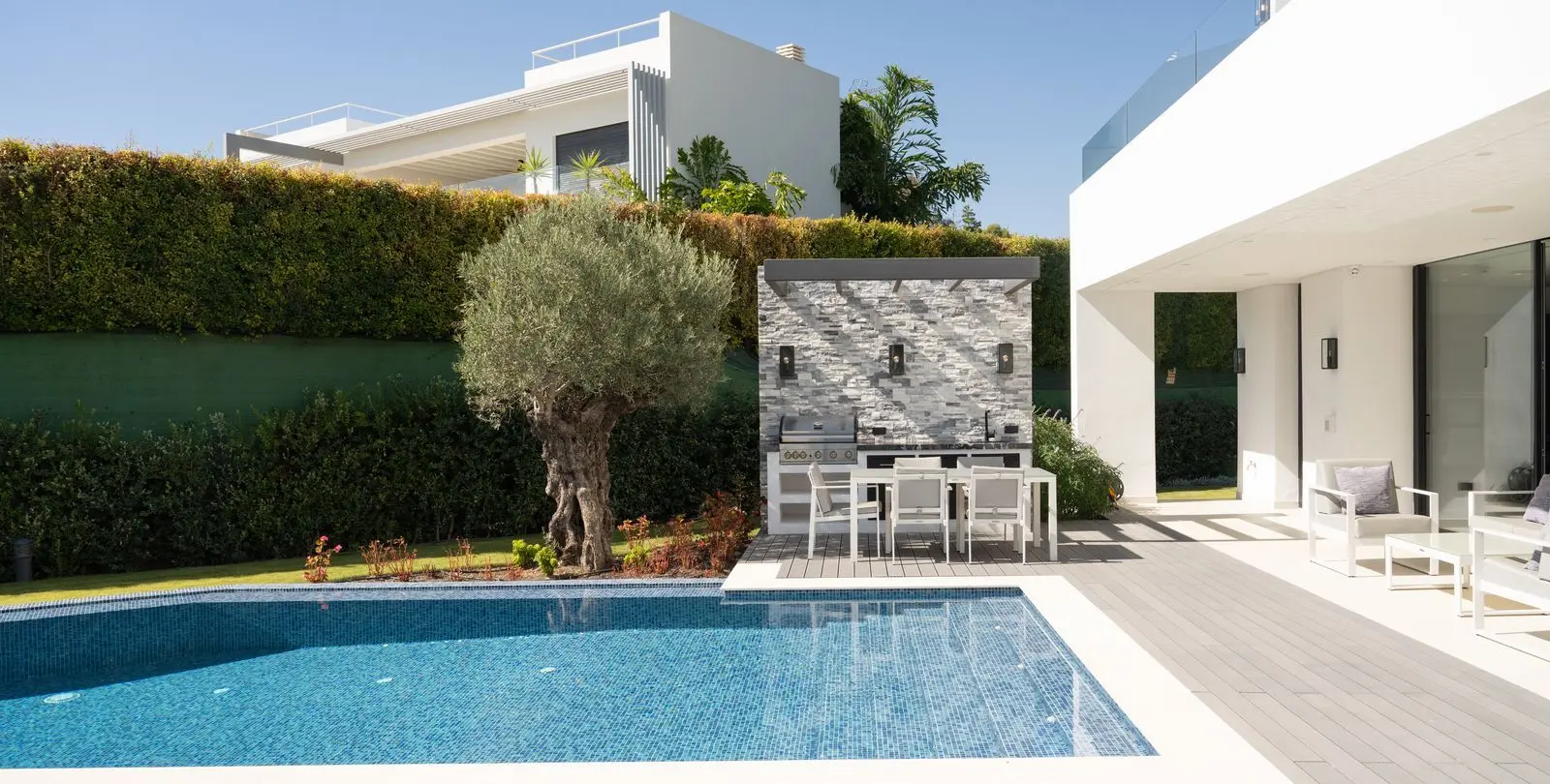Sale of detached villa in Marbella 49