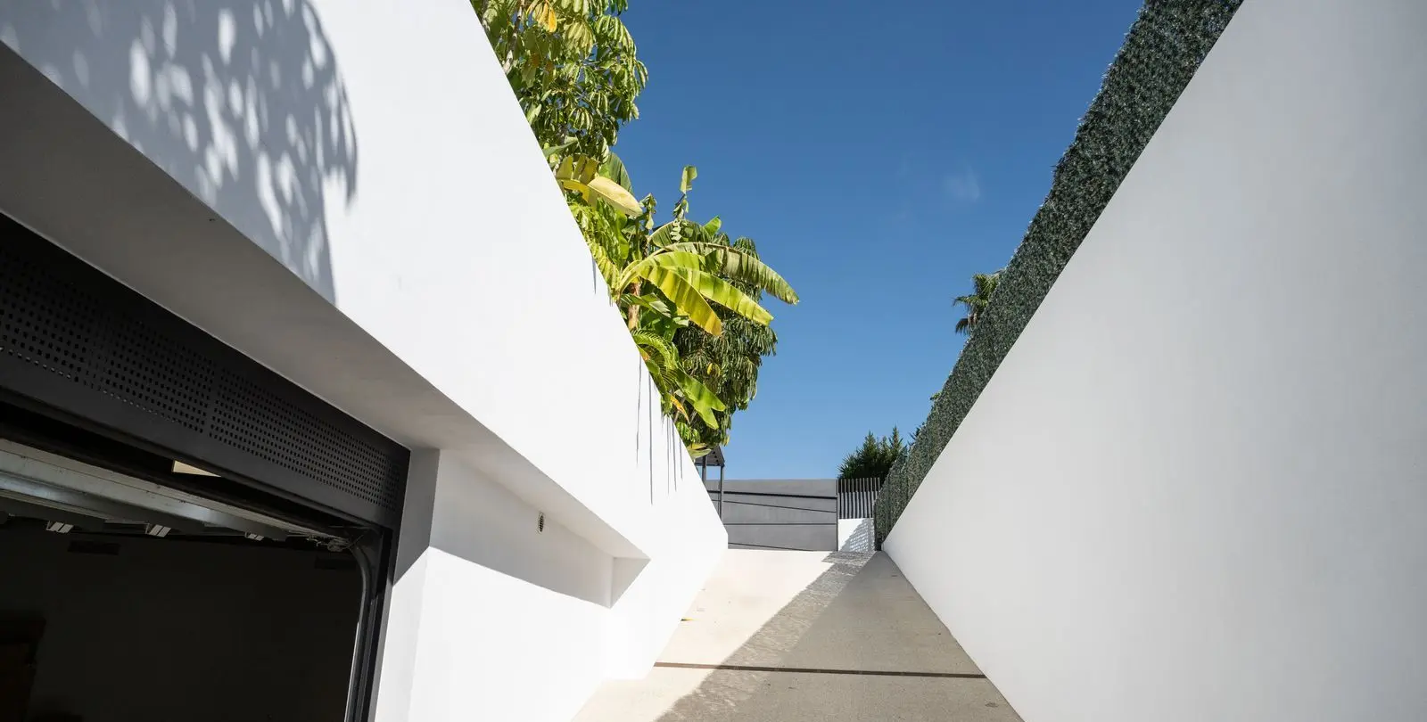 Sale of detached villa in Marbella 59