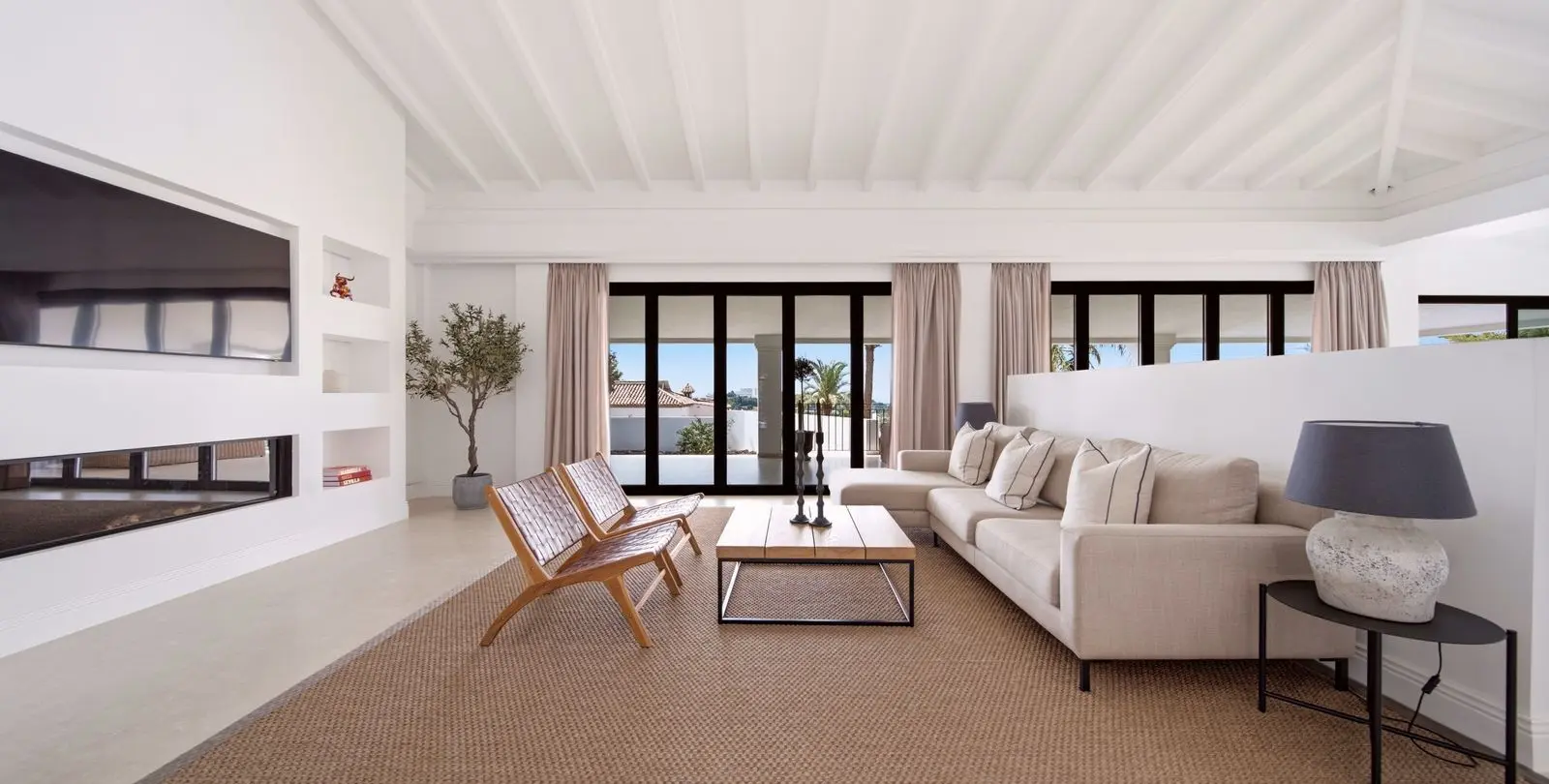 Sale of detached villa in Benahavís 5