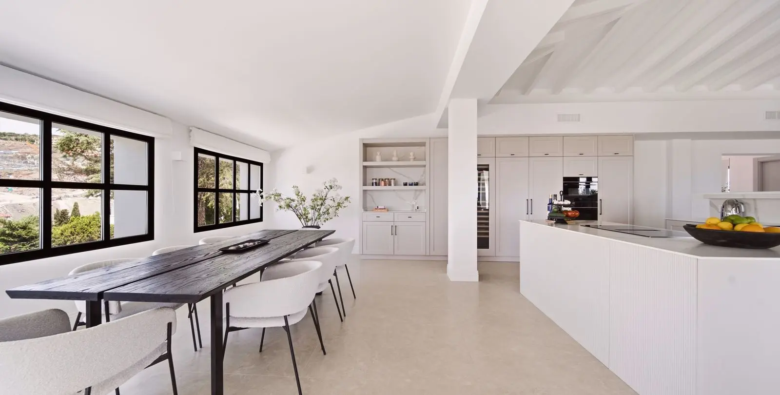 Sale of detached villa in Benahavís 11