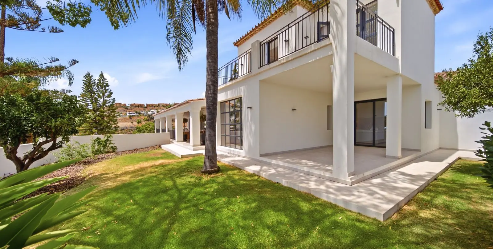 Sale of detached villa in Benahavís 44