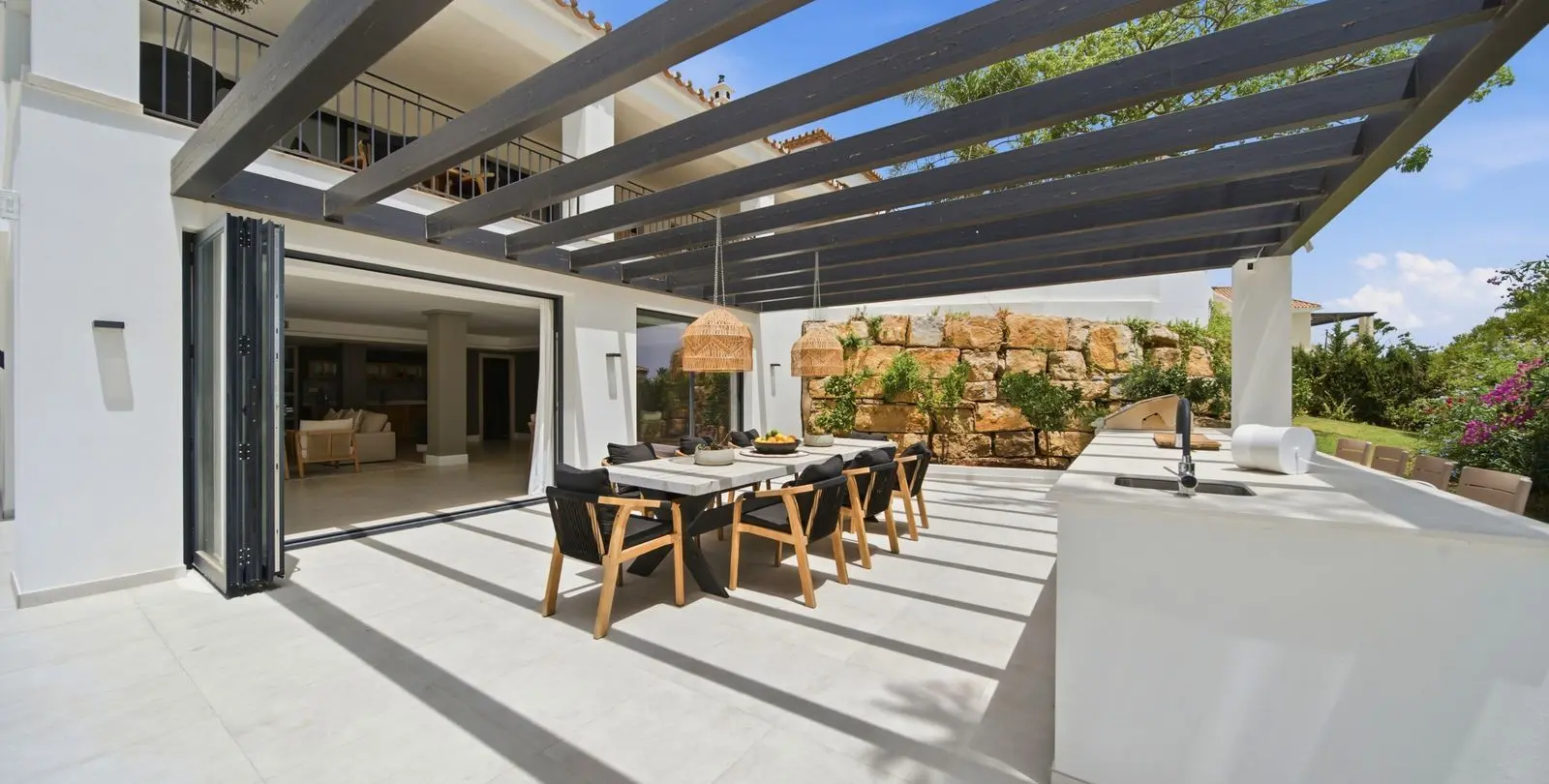 Sale of detached villa in Benahavís 49