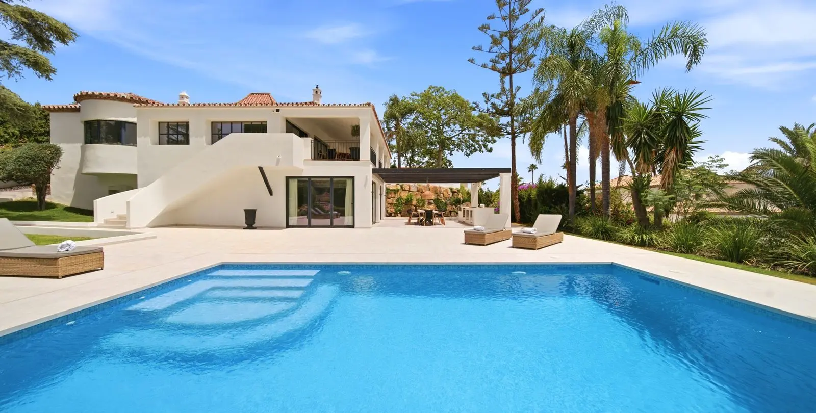 Sale of detached villa in Benahavís 54