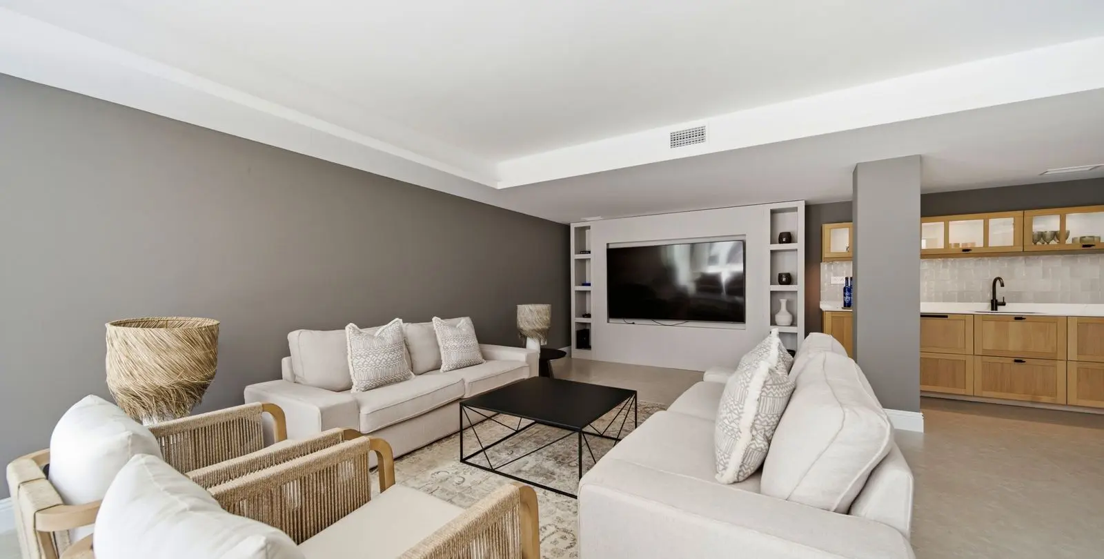 Sale of detached villa in Benahavís 60