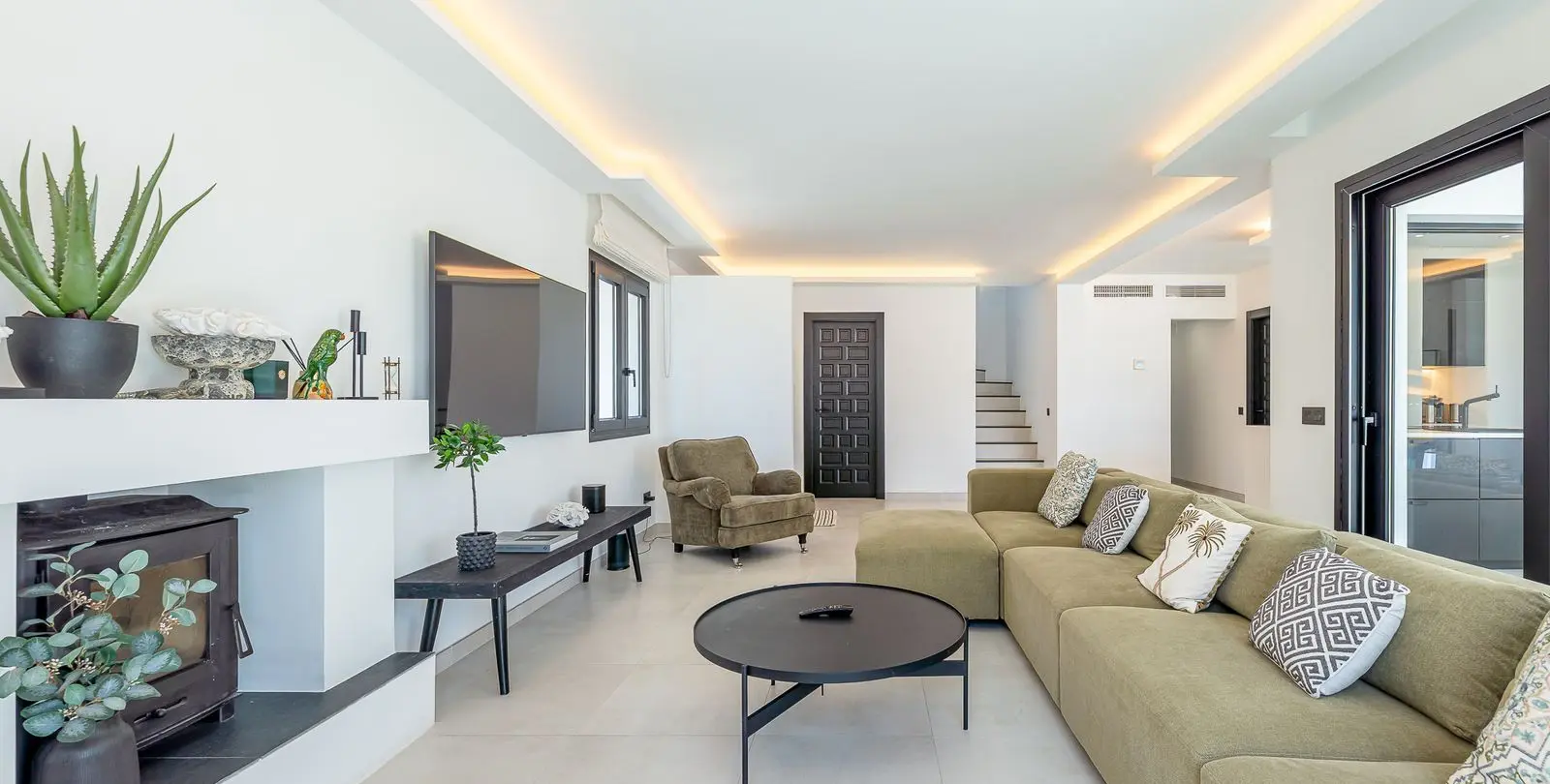 Sale of detached villa in Carib Playa 2