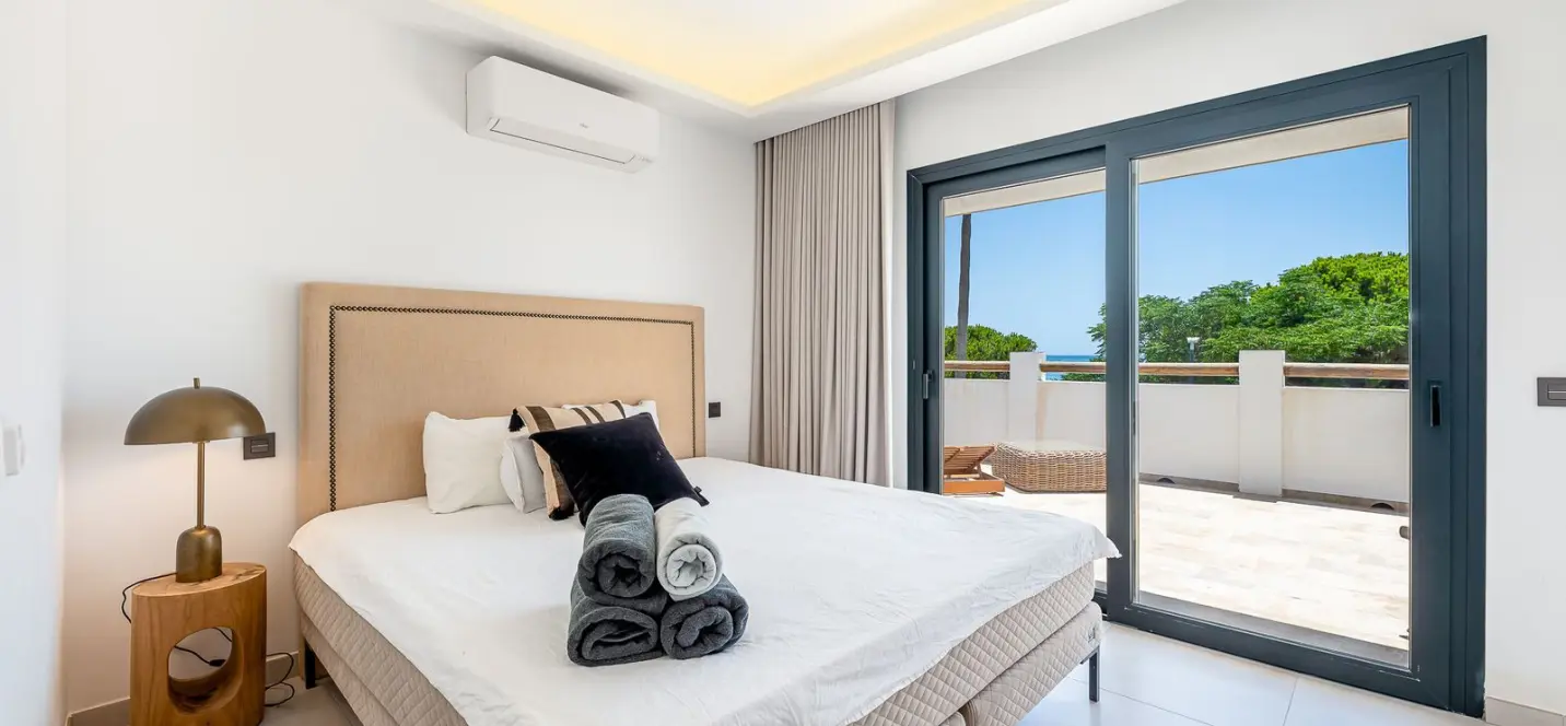 Sale of detached villa in Carib Playa 2