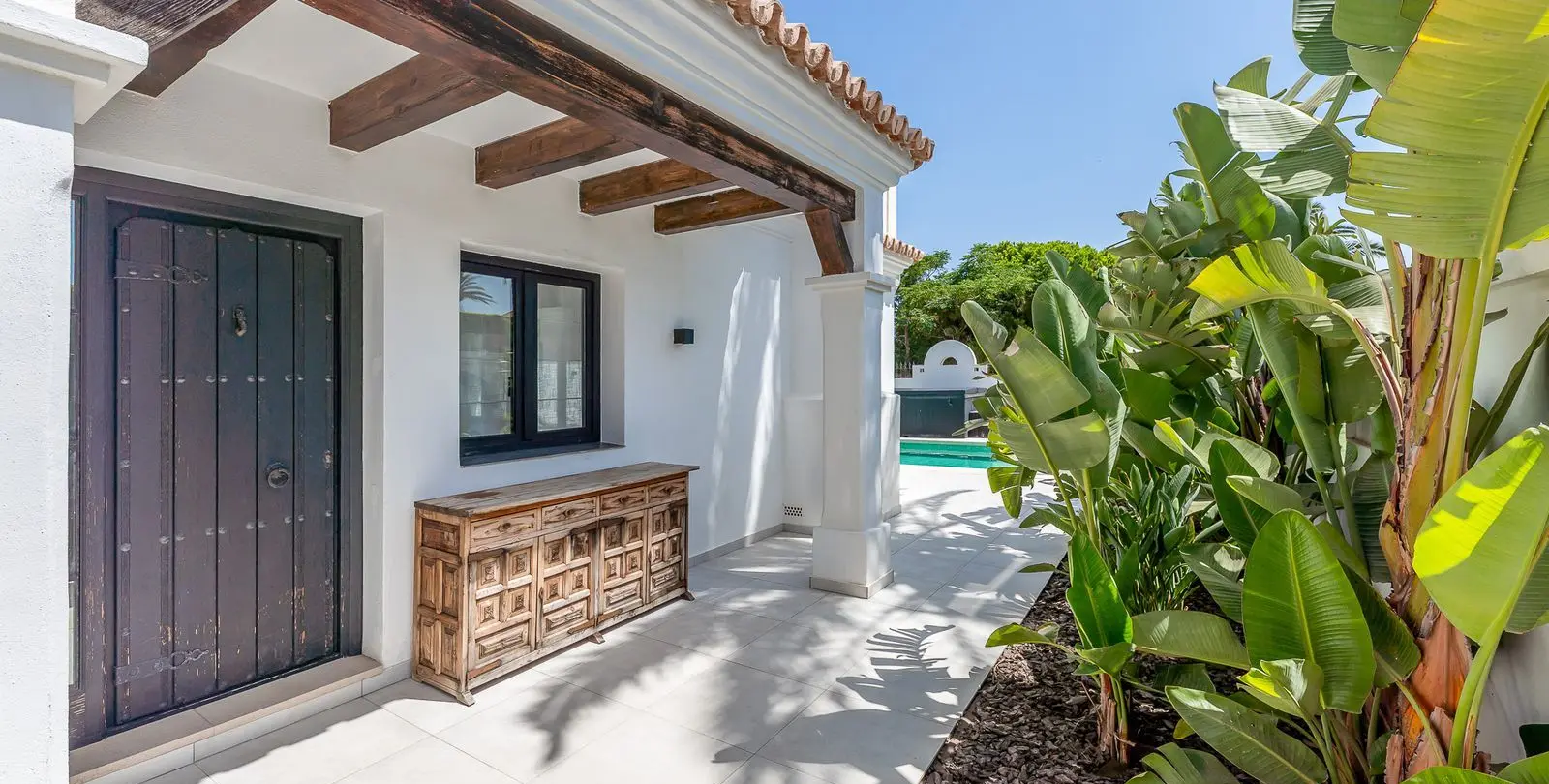 Продажа  отдельно стоящей виллы в Carib Playa 8