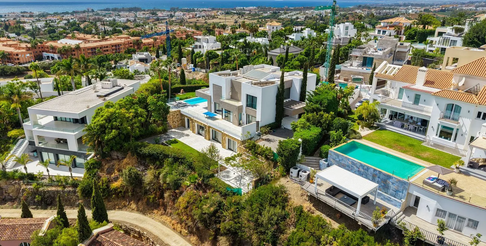 Sale of detached villa in Benahavís 5