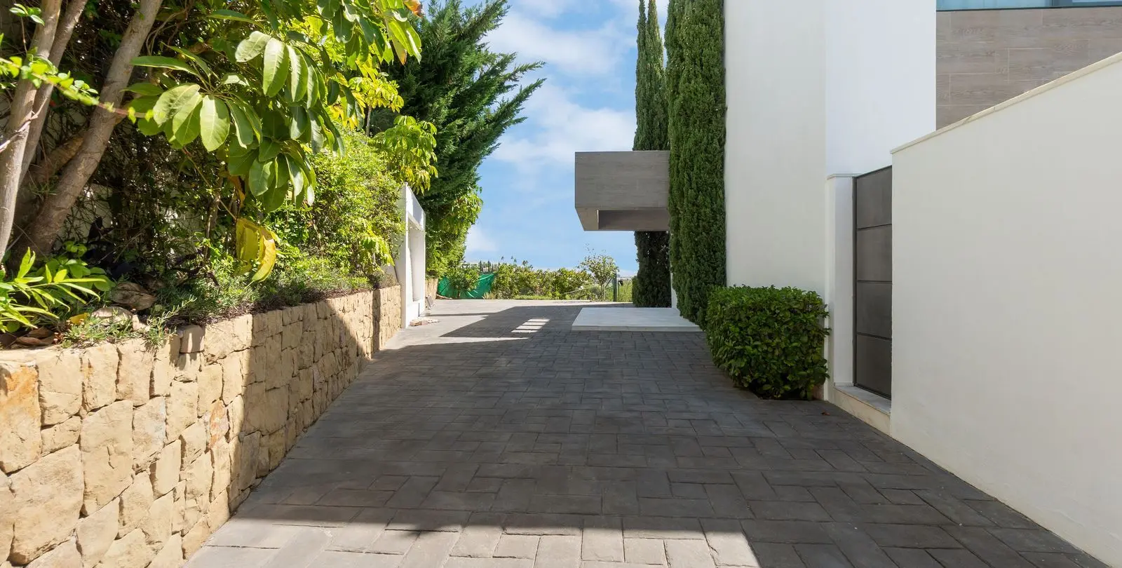 Sale of detached villa in Benahavís 7