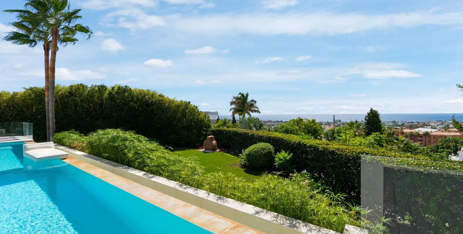 Sale of detached villa in Benahavís 21