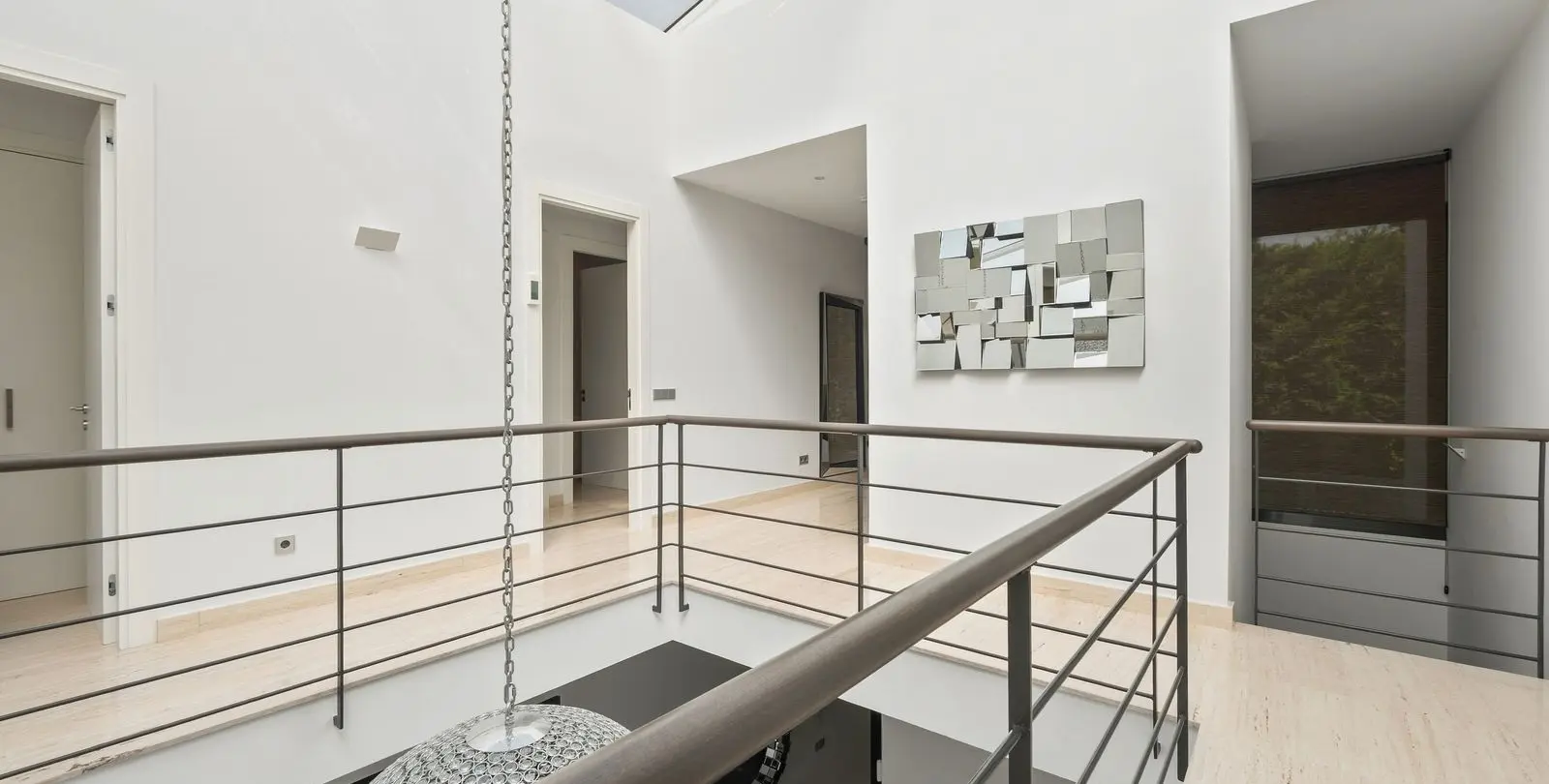 Sale of detached villa in Benahavís 38
