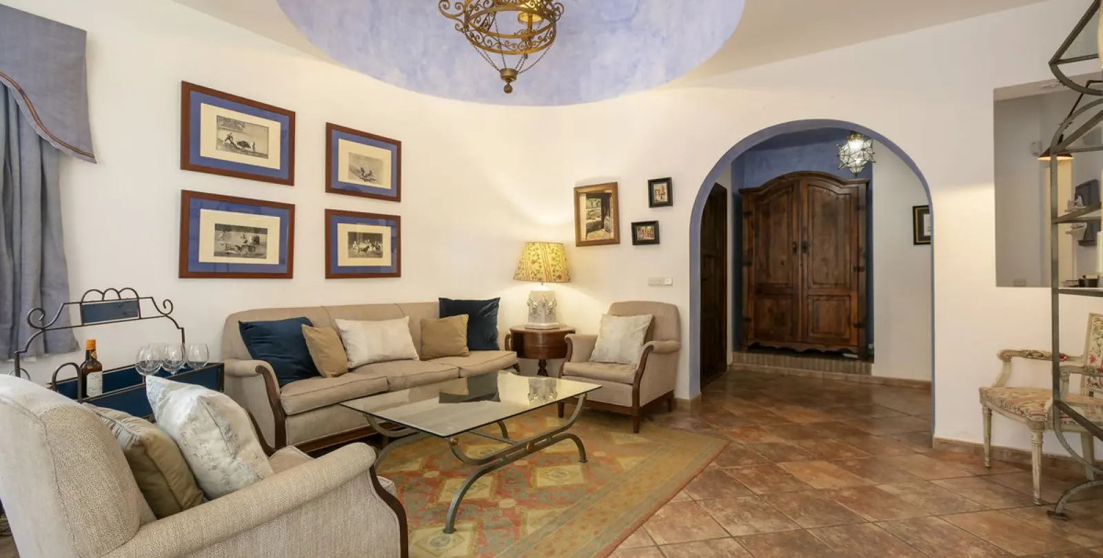 Long-term rent of detached villa in Estepona 8