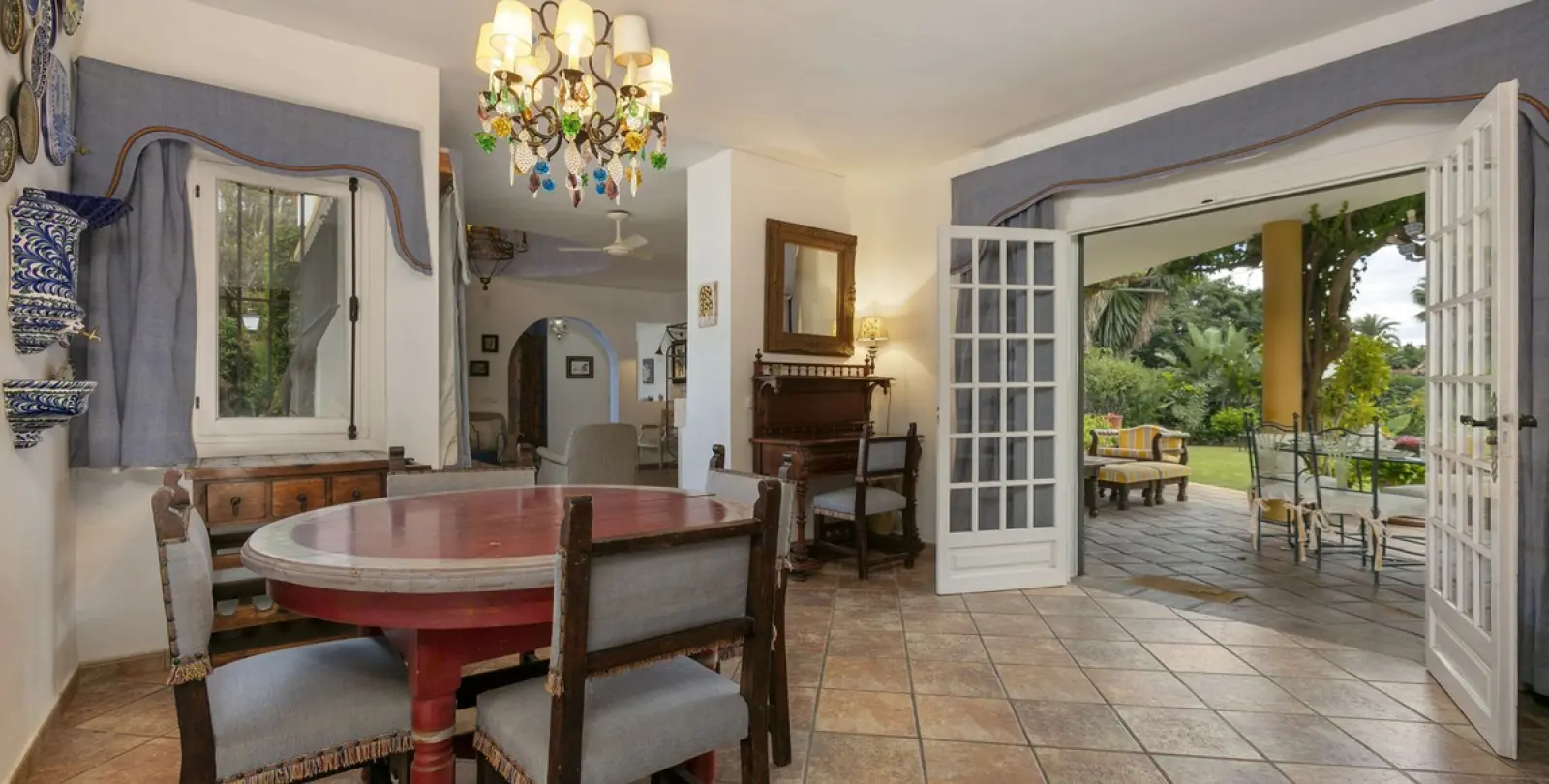 Long-term rent of detached villa in Estepona 15