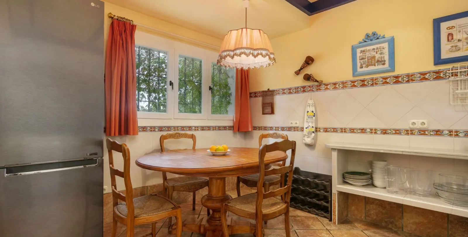 Long-term rent of detached villa in Estepona 18