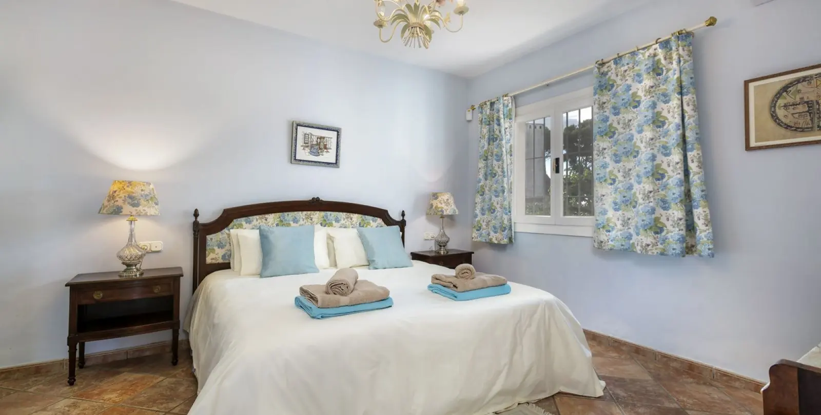 Long-term rent of detached villa in Estepona 23