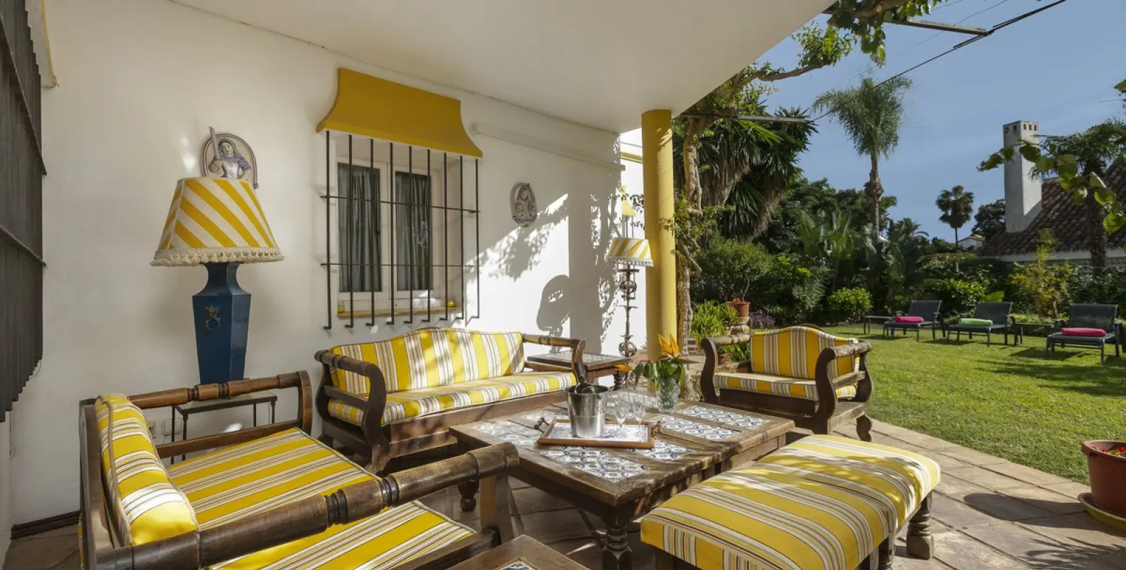 Long-term rent of detached villa in Estepona 37