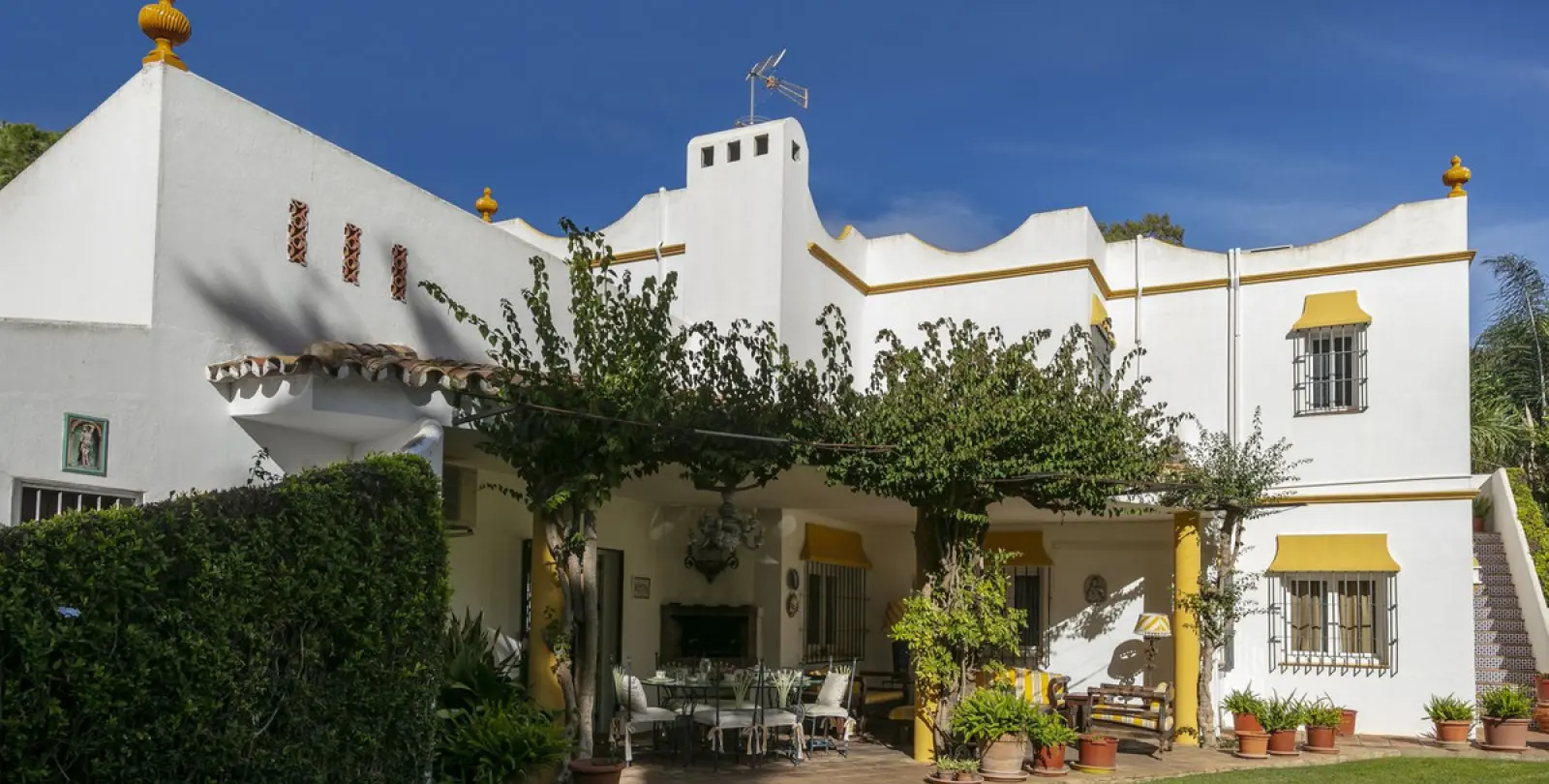 Long-term rent of detached villa in Estepona 40
