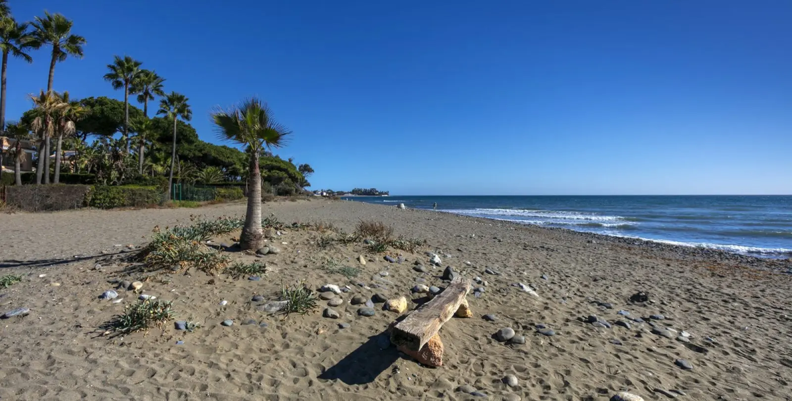 Long-term rent of detached villa in Estepona 67