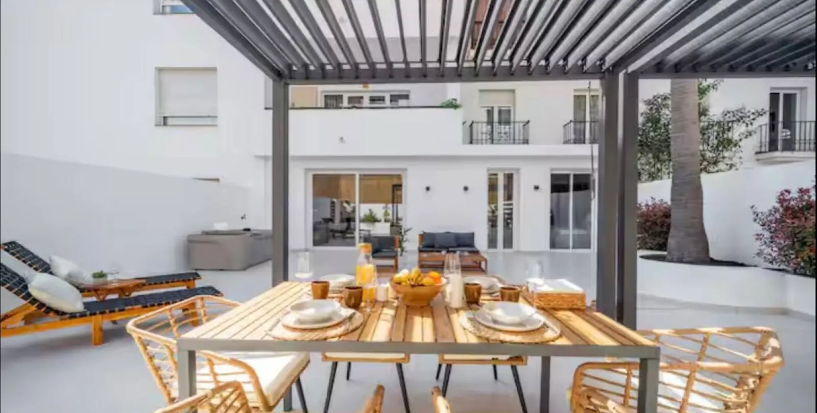 Long-term rent of ground floor apartment in Nueva Andalucía 10