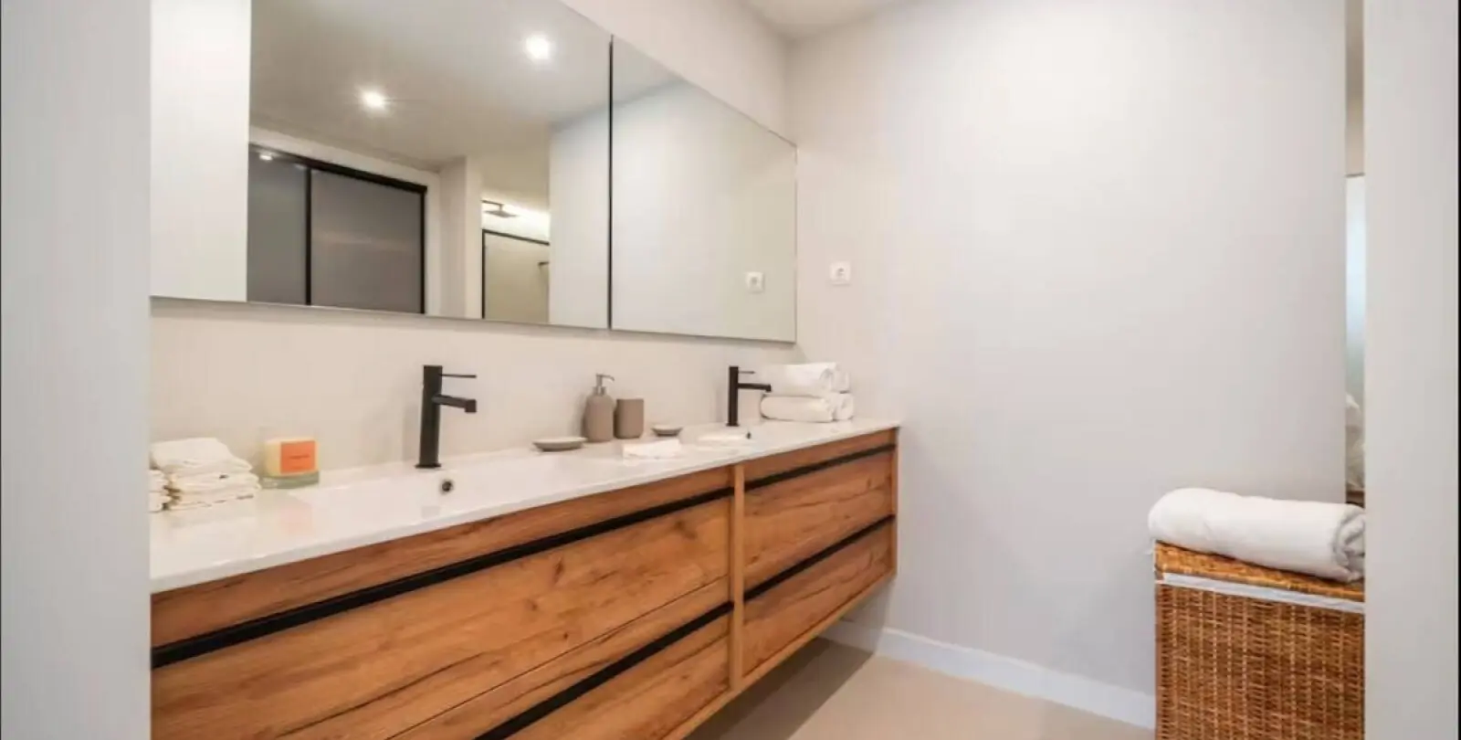 Long-term rent of ground floor apartment in Nueva Andalucía 11