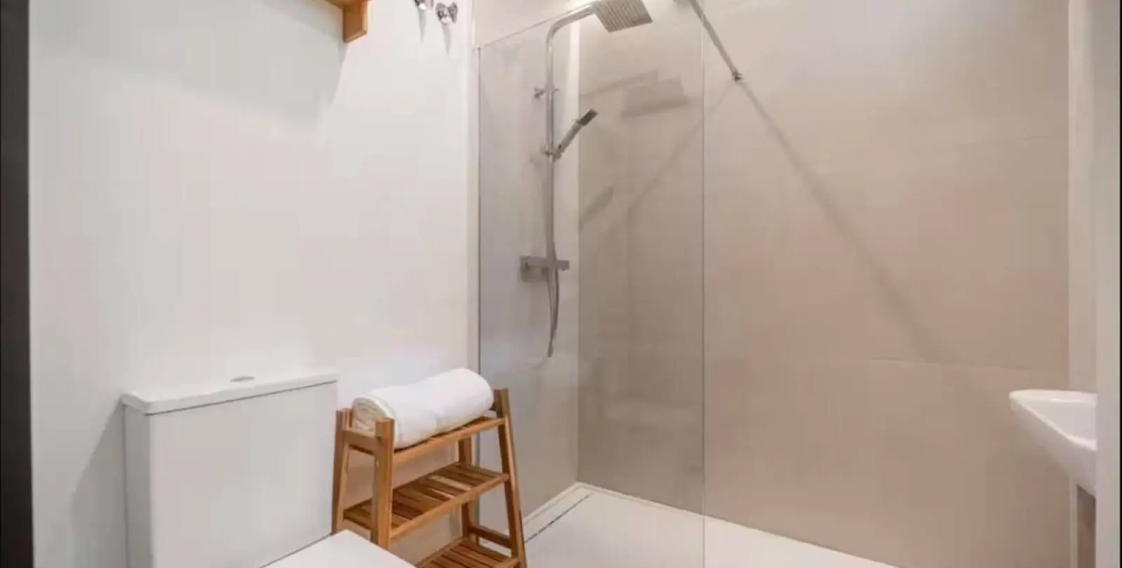 Long-term rent of ground floor apartment in Nueva Andalucía 43