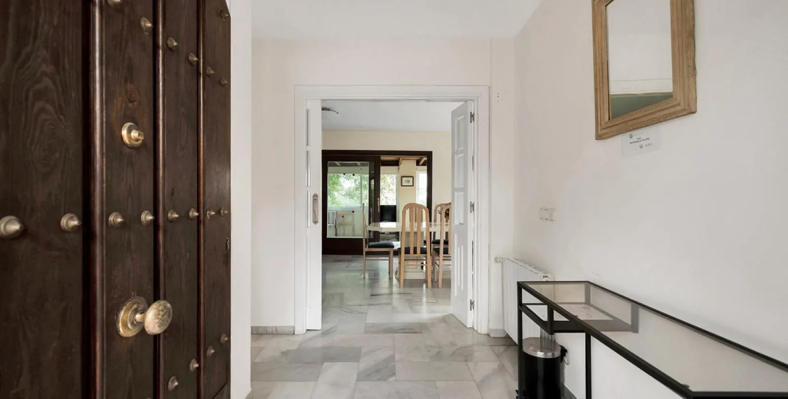 Long-term rent of detached villa in Elviria 14