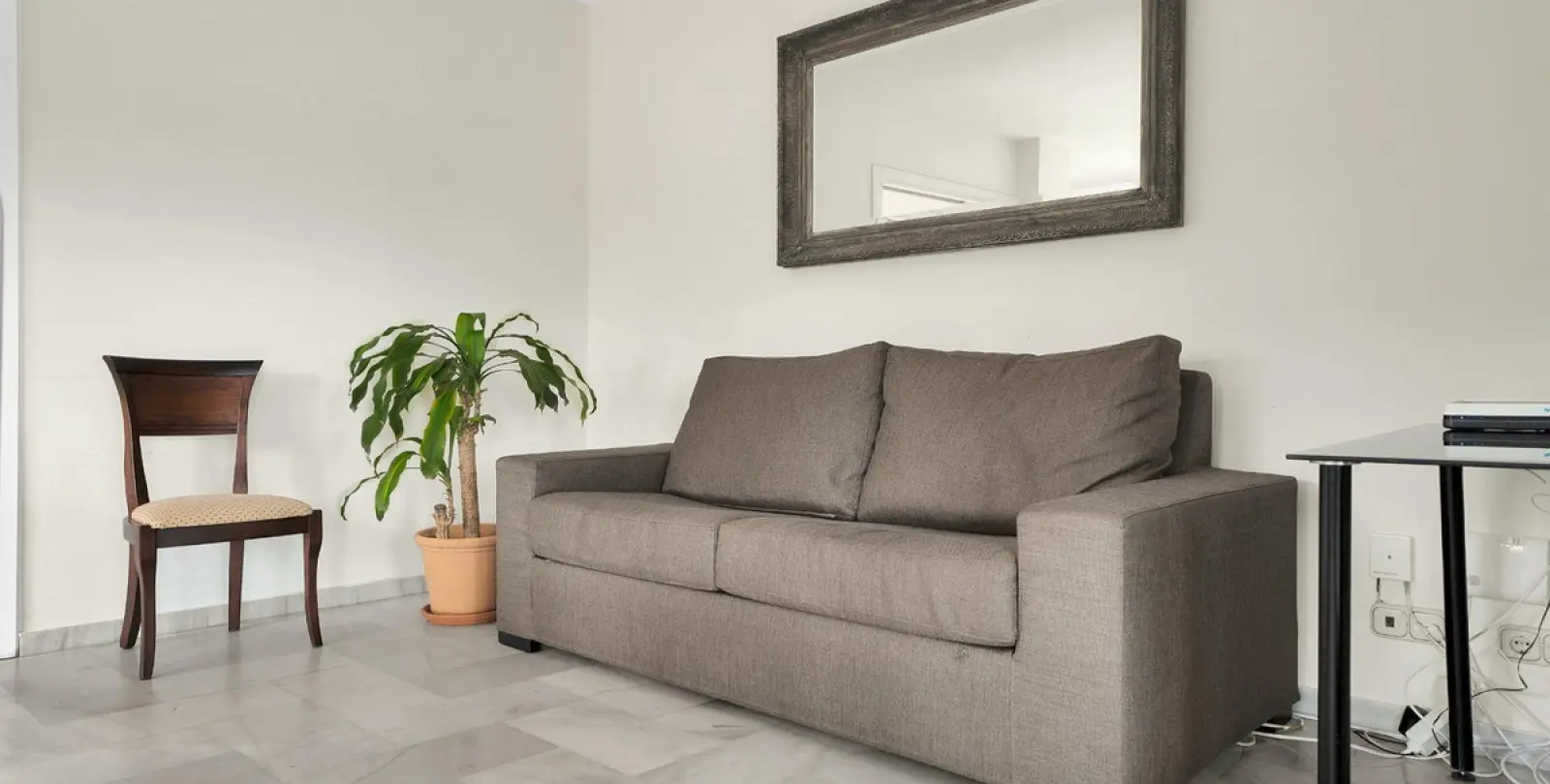 Long-term rent of detached villa in Elviria 18