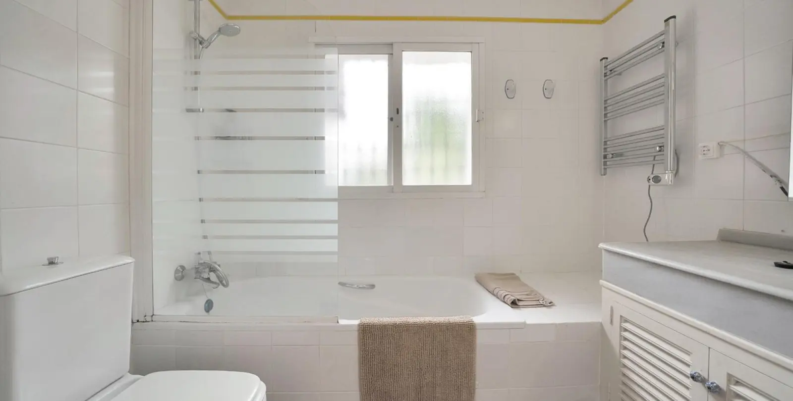 Long-term rent of detached villa in Elviria 50