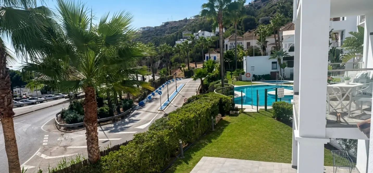 Sale of ground floor apartment in Punta Chullera 0
