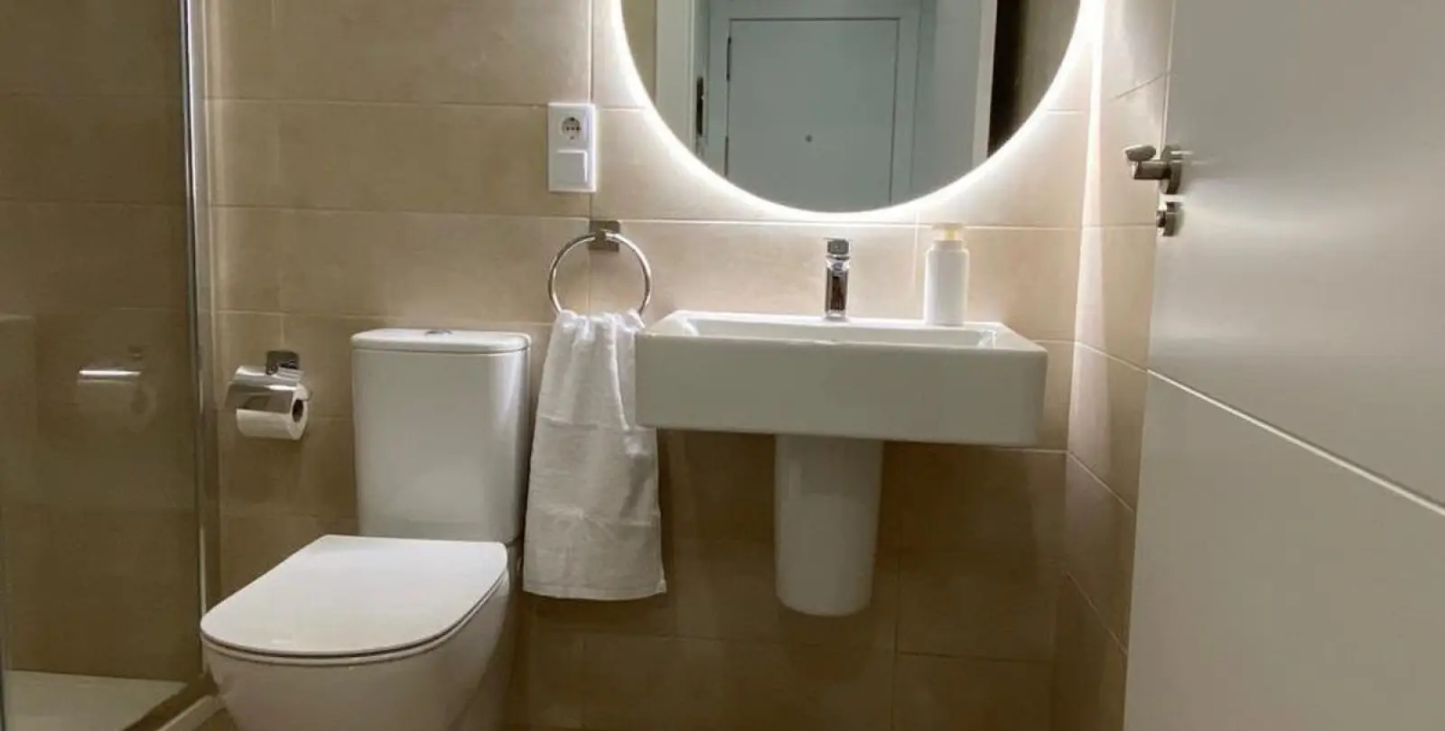 Venta de apartamento en planta baja en Punta Chullera 10