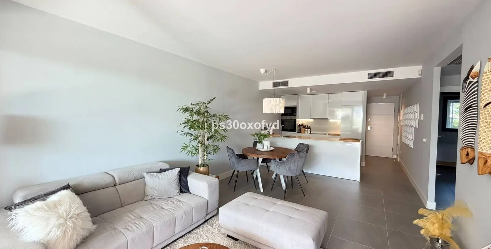 Venta de apartamento en planta baja en La Duquesa 15
