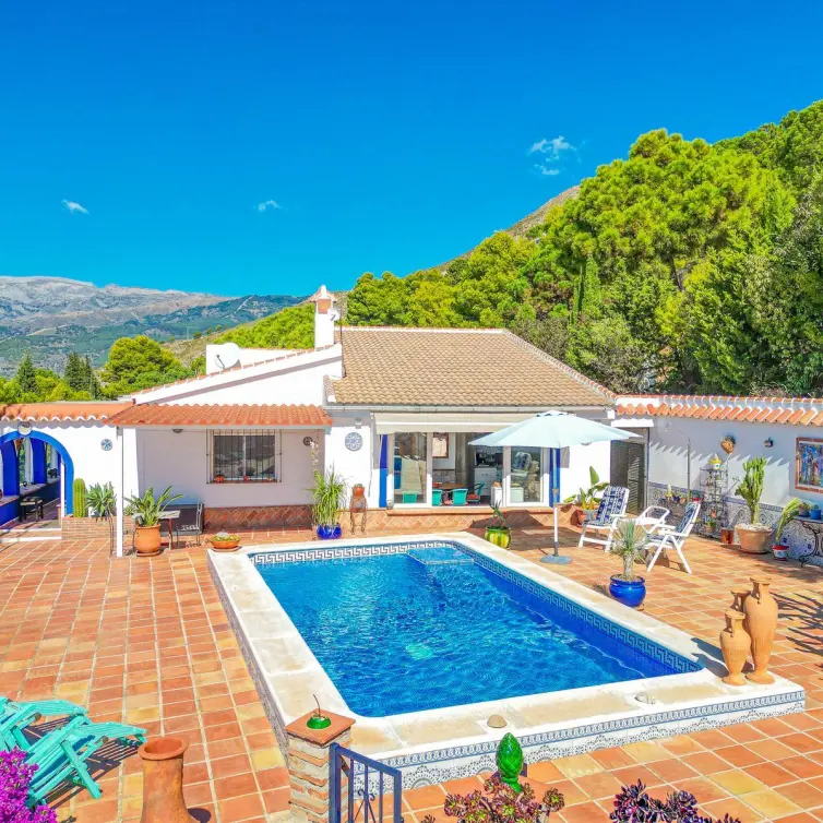 Venta de villa independiente en Cómpeta