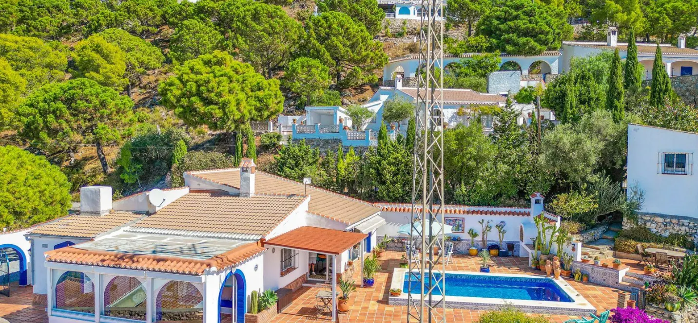 Venta de villa independiente en Cómpeta 1